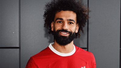 صلاح يعادل أساطير الدوري الإنجليزي في الفوز بجائزة لاعب الشهر
