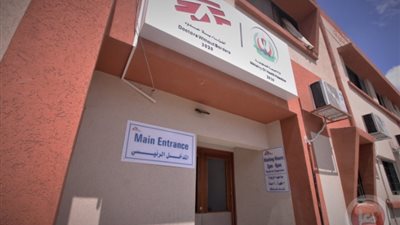 الاحتلال يحاصر مستشفى أطباء بلا حدود بالقنابل الفسفورية ويهدد بإخلائه