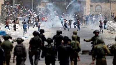 آليات الاحتلال تحاصر مجمع الشفاء الطبي ووفاة 5 في الرعاية