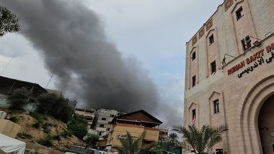 الصحة الفلسطينية: الاحتلال قصف محطة الأكسجين لمستشفى الشفاء