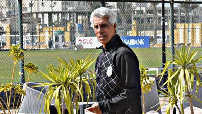الأهلي ينعى عادل البابلي لاعب الاتحاد السكندري ومنتخب مصر الأسبق