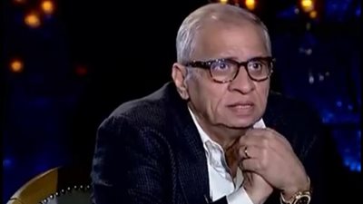 «لا أراكم مكروه فيمن تحبون»، أحمد السبكي يوجه الشكر لمن سانده بعد وفاة شقيقه