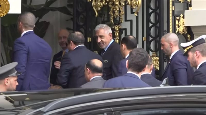 الرئيس السيسي يصل مدريد