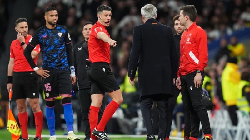 أثناء مباراة ريال مدريد وأوساسونا