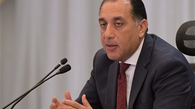 رئيس الوزراء يشهد افتتاح مصنع أبدوس لتصنيع مستحضرات التجميل الكيميائية