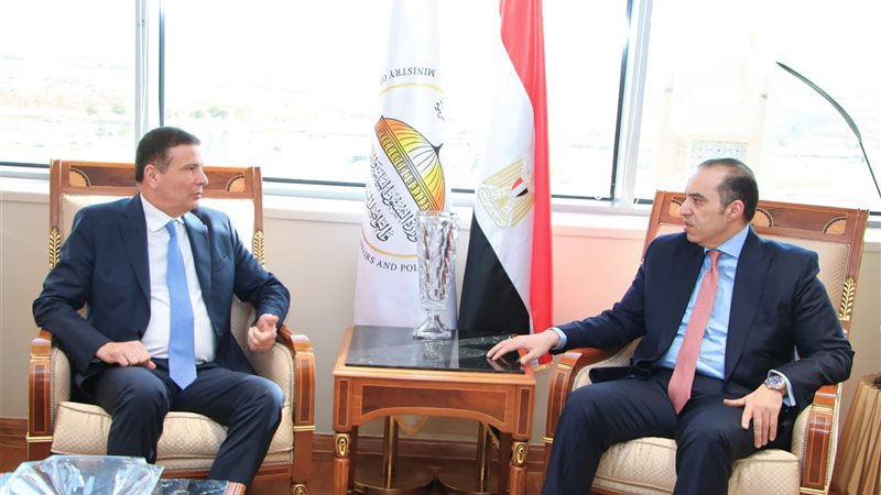 وزيرا الشئون النيابية والزراعة 