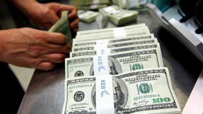 ضربات أمنية لضبط مرتكبي جرائم الإتجار غيرالمشروع بالنقد الأجنبي 