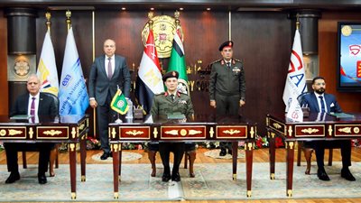 الكلية العسكرية التكنولوجية توقع عقد اتفاق مع أكاديمية (EAA) وشركة (SAVIS)