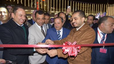 محافظ بورسعيد يفتتح معرض أهلا رمضان في حي العرب