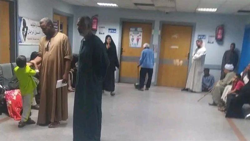 إصابة مسن بقطع اصبعه