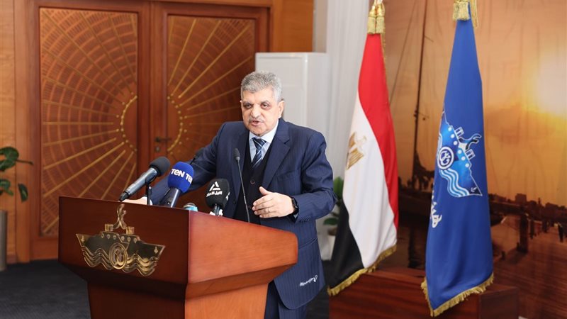 رئيس هيئة قناة السويس