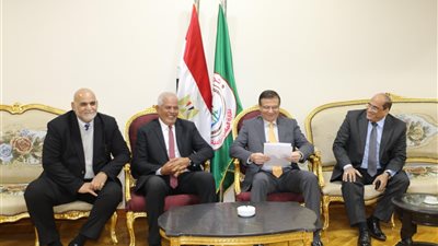 علاء فاروق يتفقد تطوير نادى الزراعيين ويشيد بالخدمات المقدمة لأعضائه