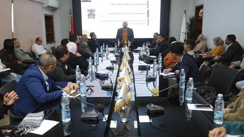برنامج «بناء قدرات شباب الأحزاب»