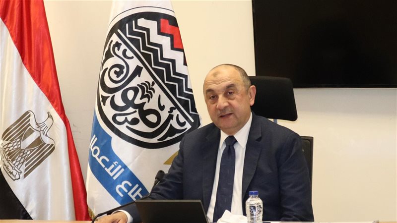 وزير قطاع الأعمال العام