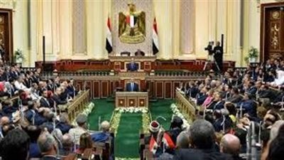في 3 حالات.. قانون العمل يسمح بإيقاف العامل لمدة لا تزيد على 60 يوما مع صرف أجره كاملا