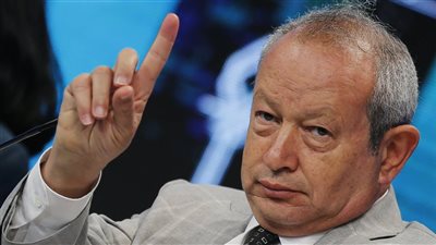 «المرأة الحديدية ودراعي اليمين»..ساويرس يكشف أسراره لمديرة حياته وفاء منذ عام 1986