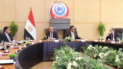 وزير الصحة يناقش مع «هيئة الشراء الموحد» تعزيز المخزون الاستراتيجي للدواء