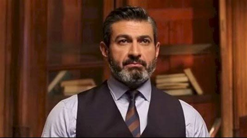 الفنان ياسر جلال 