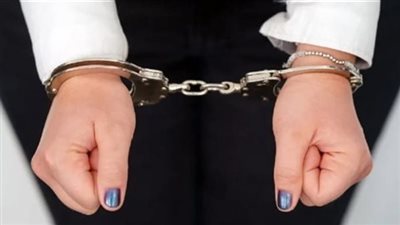 بعد قليل.. محاكمة ربة منزل بتهمة استعراض القوة وحيازة سلاح أبيض بعين شمس