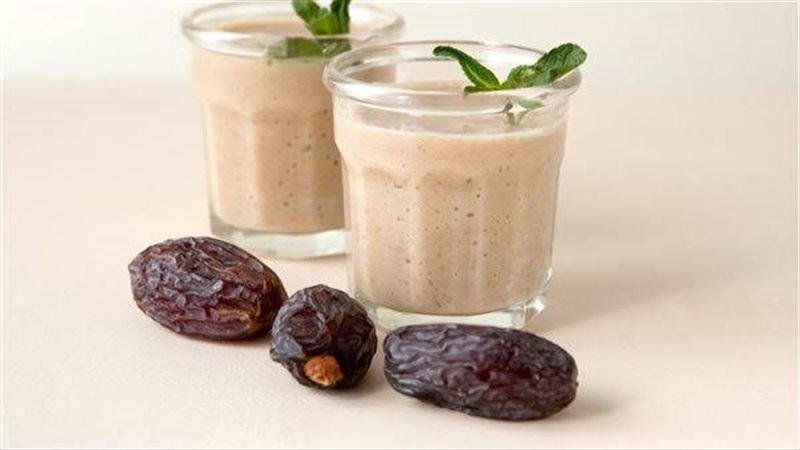 فوائد البلح باللبن في رمضان 