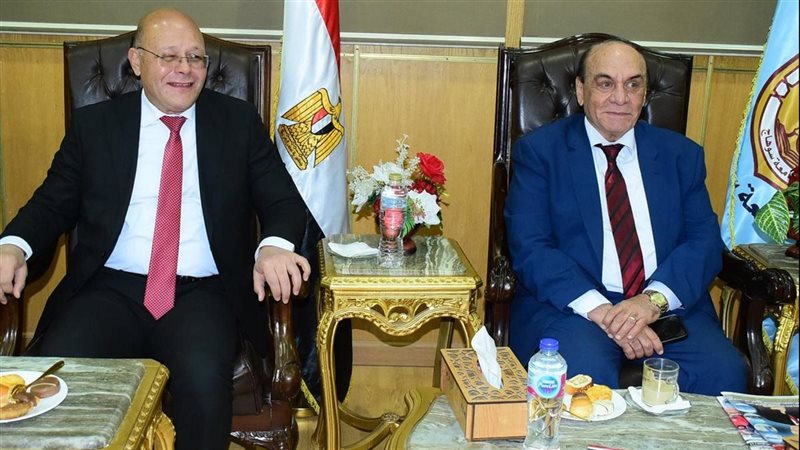 جامعة سوهاج 