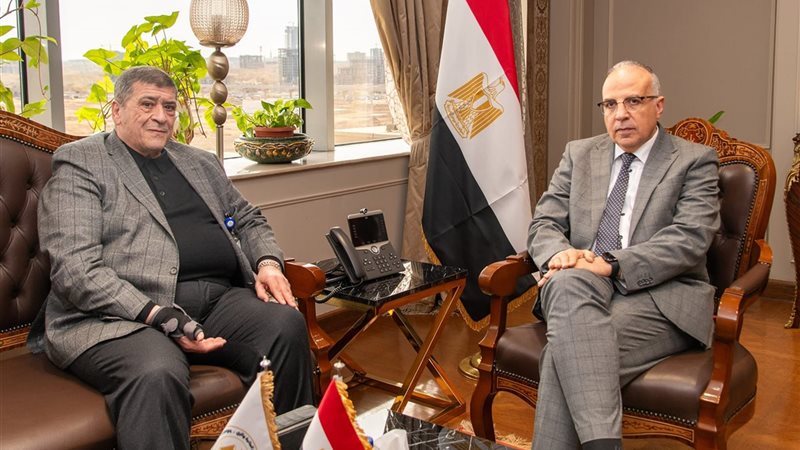 وزير الري 