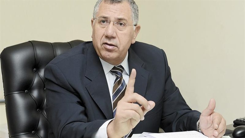 السيد القصير 