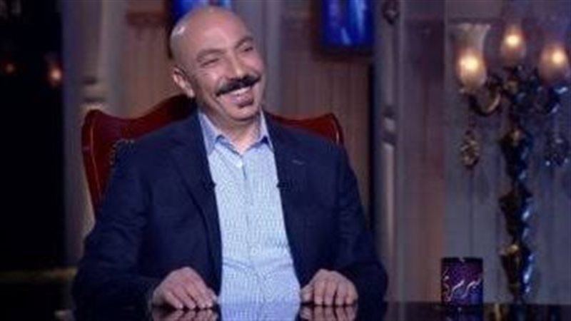 الفنان طارق لطفي