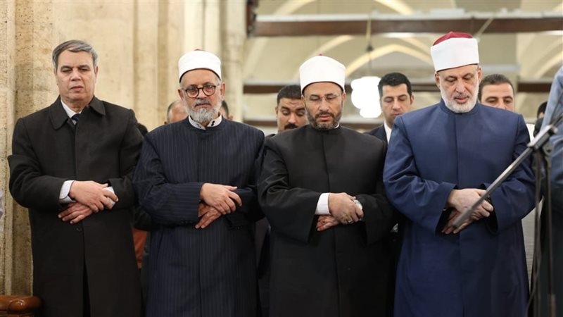شعائر صلاتي العشاء والتراويح من الأزهر خامس أيام رمضان 