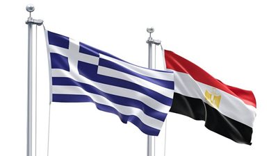 بدء تنفيذ مشروع الربط الكهربائي بين مصر واليونان قبل نهاية العام