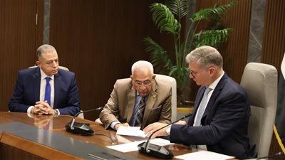 رئيس طاقة الشيوخ يوجه وزير البترول بسرعة توصيل الغاز لمدينة أسيوط الجديدة