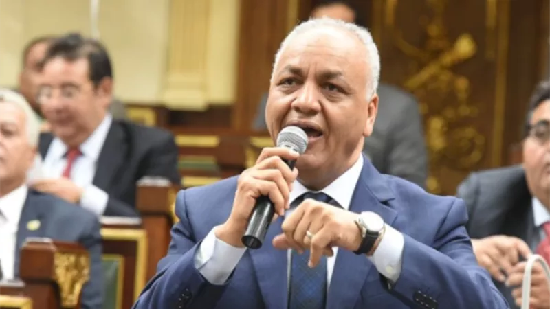 مصطفى بكري