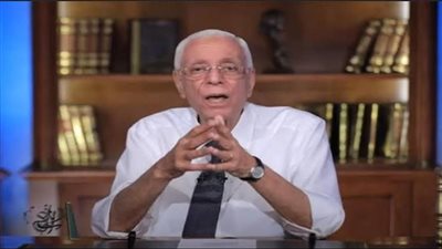  سر إعجاز القرآن.. 3 وظائف لجلد الإنسان يكشفها الدكتور حسام موافي