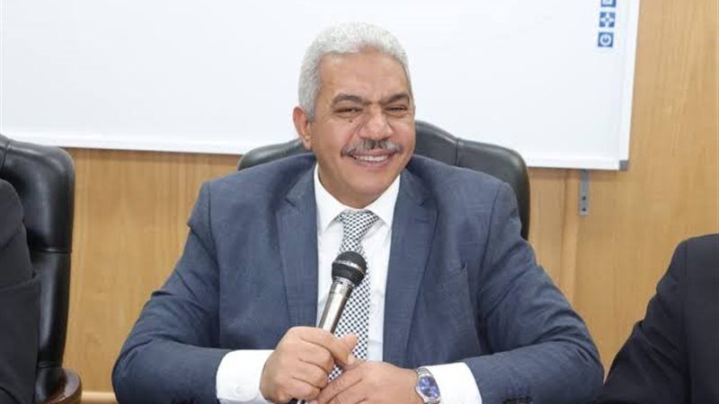 الدكتور محمود صديق