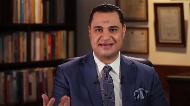 الدكتور أحمد هارون