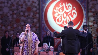 هل هلالك.. فرقة القومي للمسرح تشدو بأغاني زمن الفن الجميل