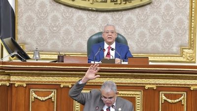 النواب ينتهي من مناقشة وإقرار حتى المادة 153 بمشروع قانون العمل الجديد