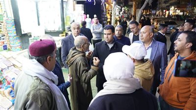 حملة لرفع الإشغالات والتأكد من تراخيص المحال العامة في محافظة مطروح