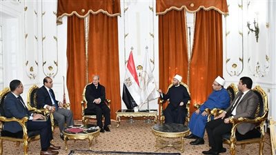وزير الأوقاف يشهد اجتماعًا لتعزيز عمل اتحاد الأوقاف العربية