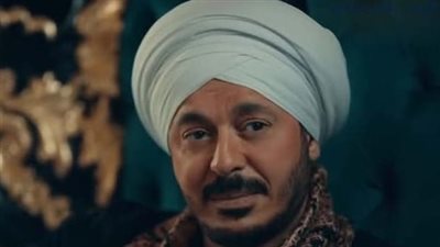 مسلسل «حكيم باشا» الحلقة 12.. مصطفى شعبان يخبر عمه الابتعاد عن تجارة الآثار
