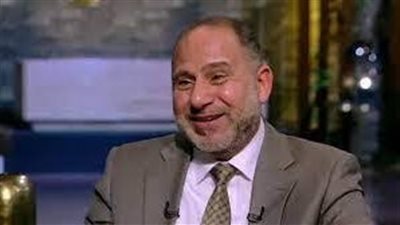 بحلم على طول إنى وقعت من مكان عالى؟.. خبير نفسي يكشف السبب