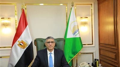 محافظ الجيزة يعتمد ترقية 39 معلماً وأخصائيًا من شاغلي وظائف المعلمين