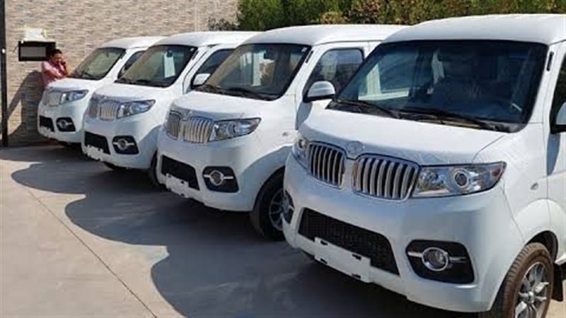 سيارات الفان 