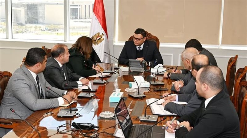وزير الإسكان ورئيس صندوق الاسكان الاجتماعي