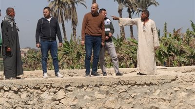 السكرتيرالعام المساعد يتفقد أعمال الحماية من مخاطر السيول والأمطار ببني سويف