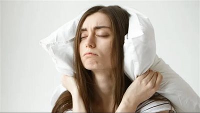 أبرزها الجبن، أطعمة تسبب الأرق واضطرابات في النوم عليك تجنبها (تفاصيل)