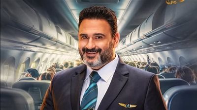 أكرم حسني يشيد بالنجوم الشباب في مسلسل الكابتن ويوجه رسالة لهم