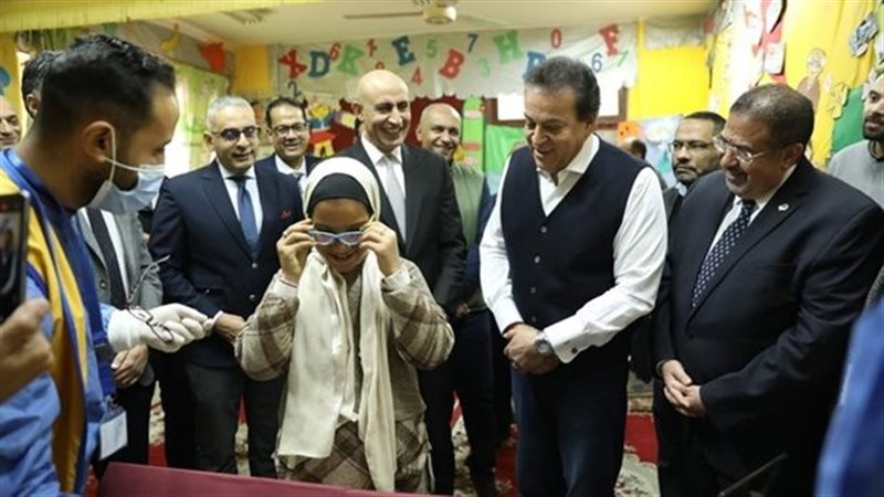 محافظ الإسكندرية 