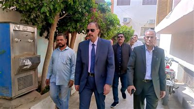 جولة ميدانية مفاجئة لمحافظ سوهاج في شوارع مركز جهينة