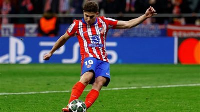 بهدف ألفاريز.. أتلتيكو مدريد يتقدم على برشلونة في الشوط الأول